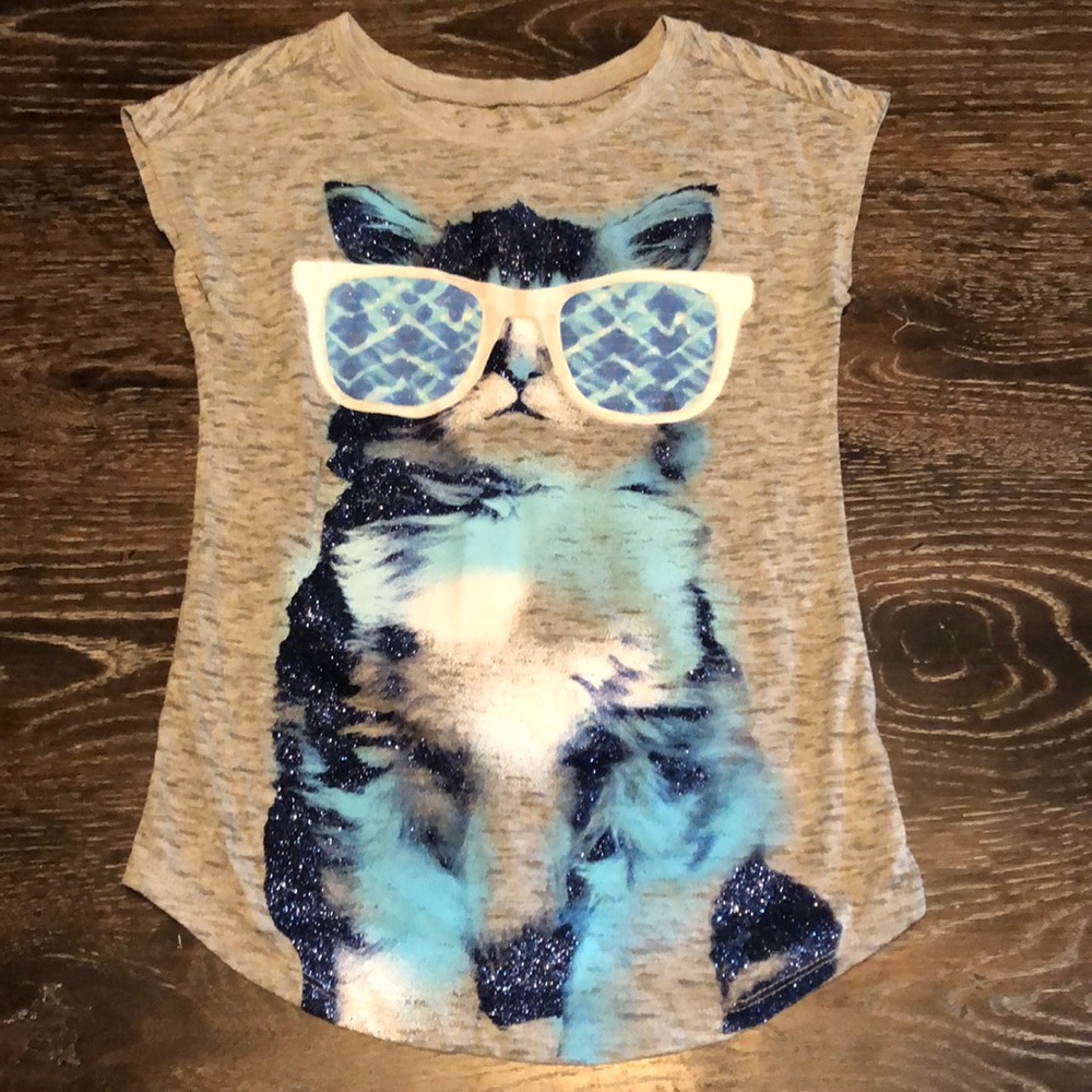 EUC like new cool cat shirt from Justice